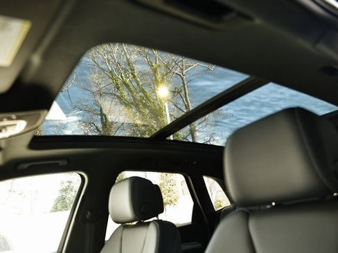 Used 2025 Audi Q5 2.0T Premium Plus w/ Premium Plus Package image 21