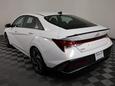 Certified 2025 Hyundai Elantra Sport image 6