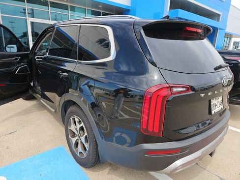 Used 2020 Kia Telluride EX w/ Towing Package FWD image 8