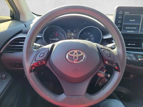 Used 2021 Toyota C-HR LE image 18