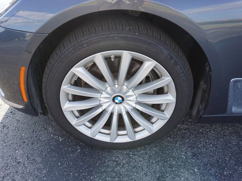 Used 2016 BMW 740i RWD image 37