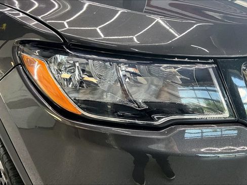 Used 2019 Jeep Compass Limited AWD/4WD image 31