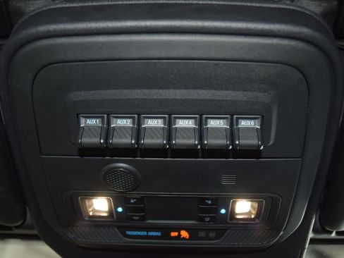 Used 2023 Ford Bronco Wildtrak AWD/4WD image 45