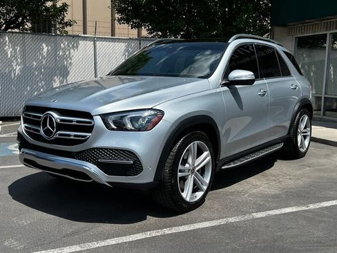 Used 2022 Mercedes-Benz GLE 450 4MATIC image 3