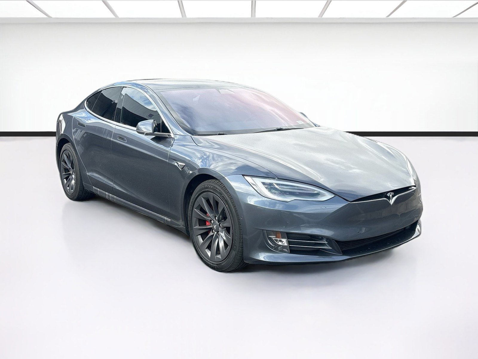 Used 2020 Tesla Model S Performance AWD/4WD image 3