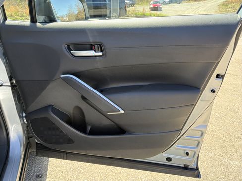 Used 2024 Toyota Corolla Cross XLE w/ Convenience Package image 14