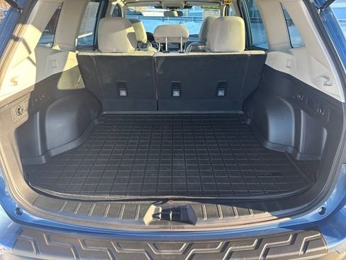 Used 2022 Subaru Forester Premium image 30