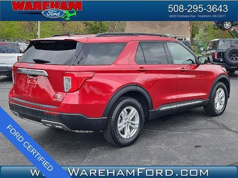 Certified 2022 Ford Explorer XLT w/ Equipment Group 202A AWD/4WD image 4