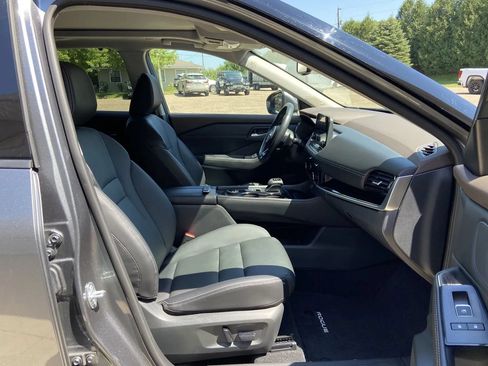 Used 2023 Nissan Rogue SL w/ SL Premium Package AWD/4WD image 13