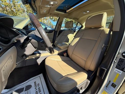 Used 2010 Hyundai Genesis 4.6 w/ Technology Pkg 5 image 12