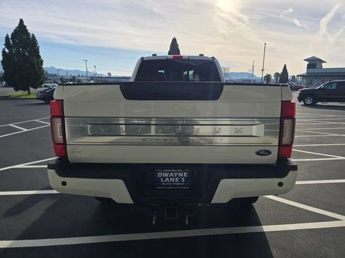 Used 2021 Ford F350 Platinum image 6