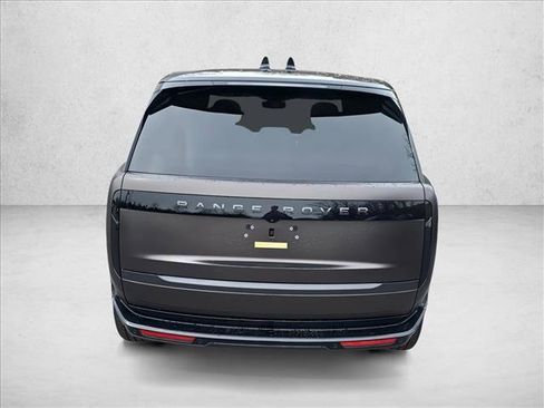 New 2026 Land Rover Range Rover SE image 6