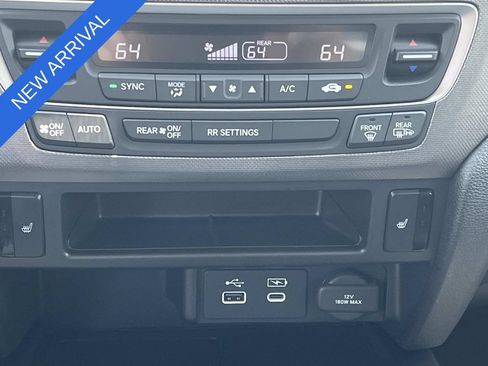 Used 2025 Honda Ridgeline RTL image 15