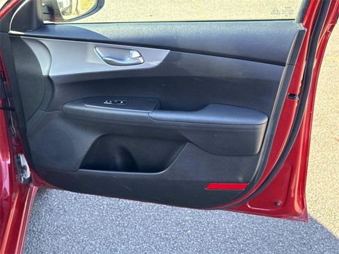 Certified 2023 Kia Forte LXS image 5