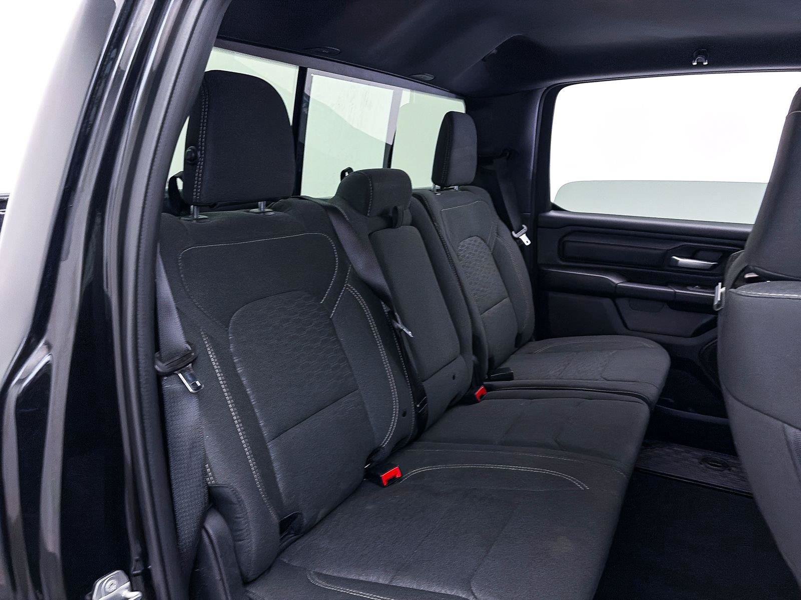 Used 2025 RAM 1500 Warlock AWD/4WD image 39