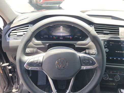 Used 2024 Volkswagen Tiguan S image 27