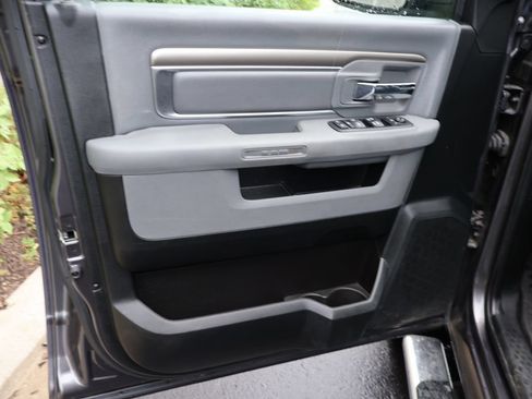 Used 2018 RAM 1500 Big Horn AWD/4WD image 16