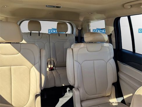 Used 2021 Jeep Grand Cherokee L Limited image 14