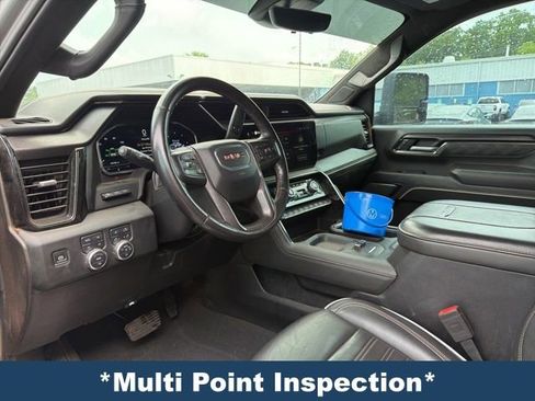 Used 2025 GMC Sierra 2500 AT4X AWD/4WD image 4