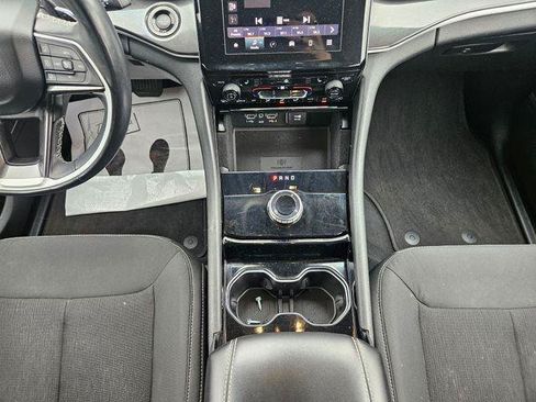 Used 2022 Jeep Grand Cherokee L Laredo w/ Luxury Tech Group I AWD/4WD image 23