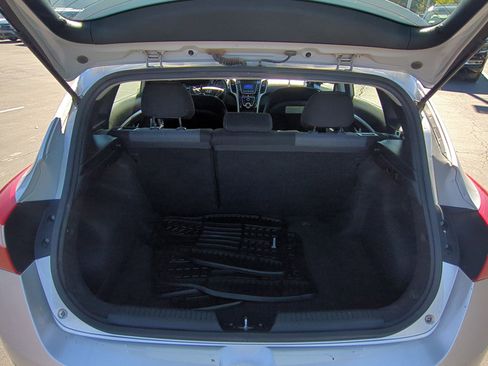 Used 2014 Hyundai Elantra GT image 28