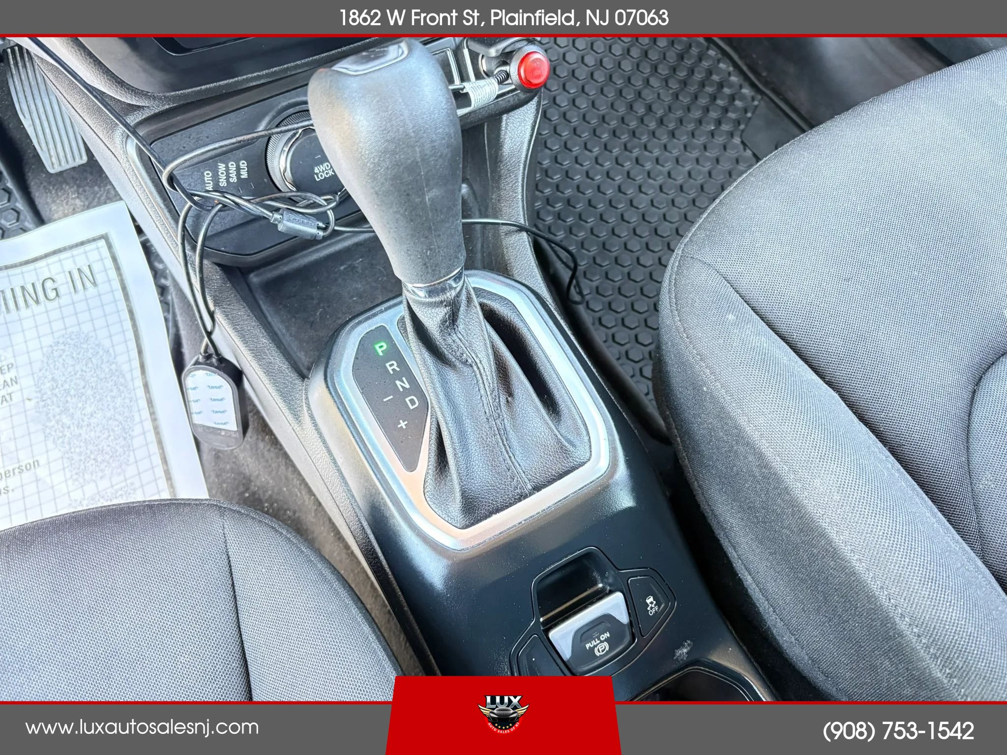 Used 2021 Jeep Renegade Latitude w/ Convenience Group AWD/4WD image 32
