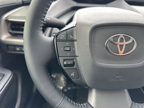 Used 2025 Toyota Prius XLE image 15