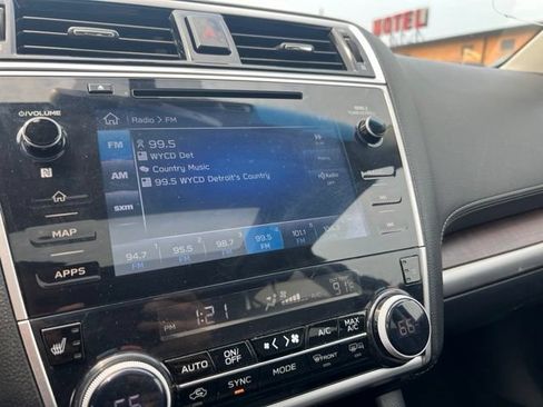 Used 2018 Subaru Outback 3.6R Limited AWD/4WD image 14