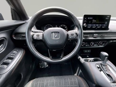 Certified 2026 Honda HR-V Sport image 8