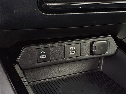 Used 2023 Toyota Prius Prime image 10