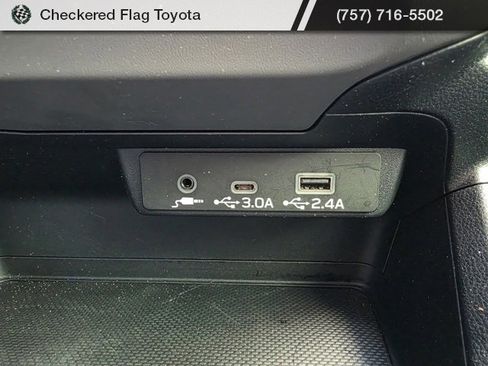 Used 2024 Subaru Crosstrek 2.0i Premium image 33