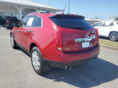 Used 2014 Cadillac SRX Luxury image 3