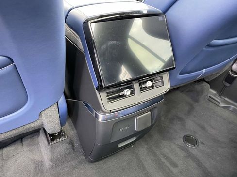 New 2026 Cadillac Vistiq Premium Luxury image 12