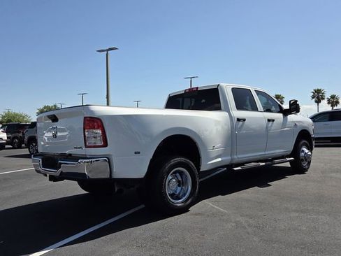 Used 2024 RAM 3500 Tradesman w/ Chrome Appearance Group AWD/4WD image 6