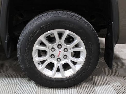 Used 2015 GMC Sierra 1500 SLE w/ SLE Value Package AWD/4WD image 45