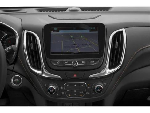 Used 2018 Chevrolet Equinox Premier w/ Infotainment II Package AWD/4WD image 32