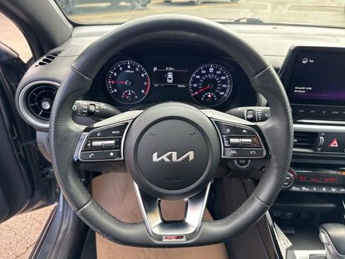 Used 2022 Kia Forte GT-Line image 12