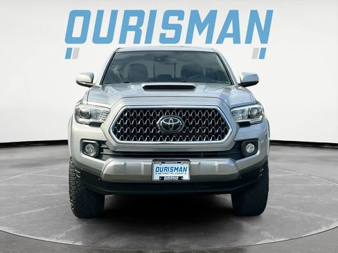 Used 2019 Toyota Tacoma SR5 image 2