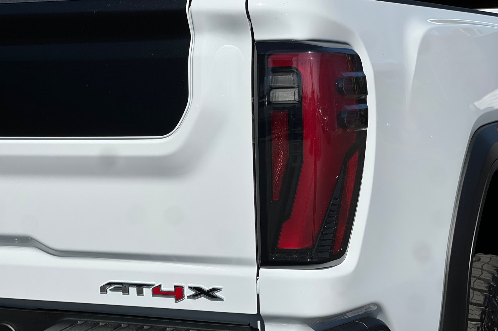 New 2026 GMC Sierra 2500 AT4X w/ AT4X AEV Edition AWD/4WD image 27