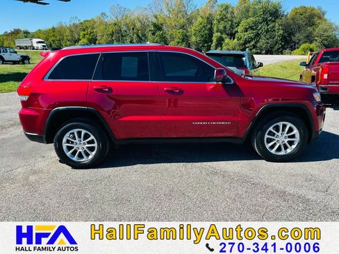 Used 2014 Jeep Grand Cherokee Laredo w/ 18" Wheel & 8.4" Radio Group AWD/4WD image 6
