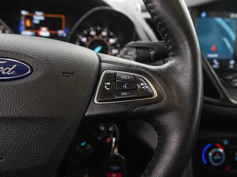 Used 2017 Ford Escape SE w/ Equipment Group 201A AWD/4WD image 27