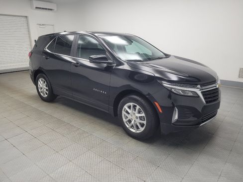 Used 2024 Chevrolet Equinox LT w/ LPO, Floor Liner Package FWD image 11