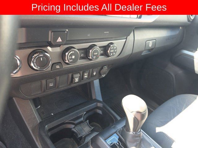 Used 2019 Toyota Tacoma TRD Off-Road AWD/4WD image 25