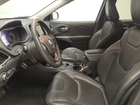 Used 2022 Jeep Cherokee Limited AWD/4WD image 17