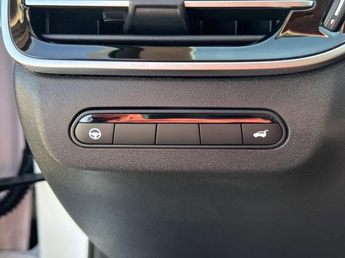 New 2026 INFINITI QX60 Luxe w/ Family Package image 17