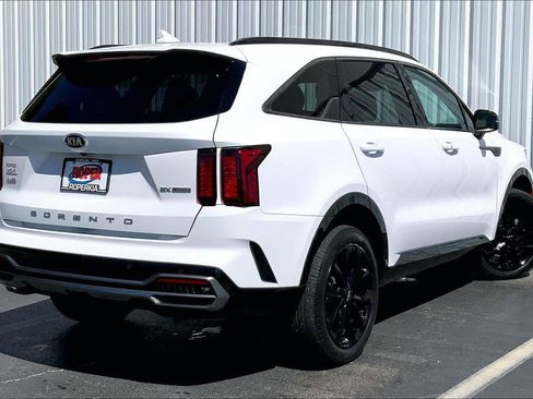 Used 2021 Kia Sorento EX w/ Panoramic Sunroof Package AWD/4WD image 11