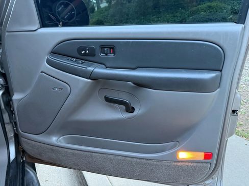 Used 2003 GMC Yukon SLT w/ 1SD Preferred Equipment Group RWD image 27