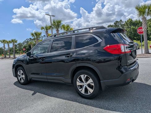 Certified 2023 Subaru Ascent Premium w/ Convenience Package AWD/4WD image 6