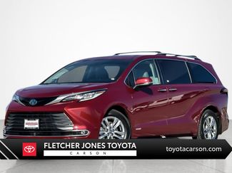 Certified 2021 Toyota Sienna Limited video 1