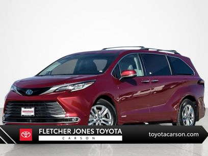 Certified 2021 Toyota Sienna Limited